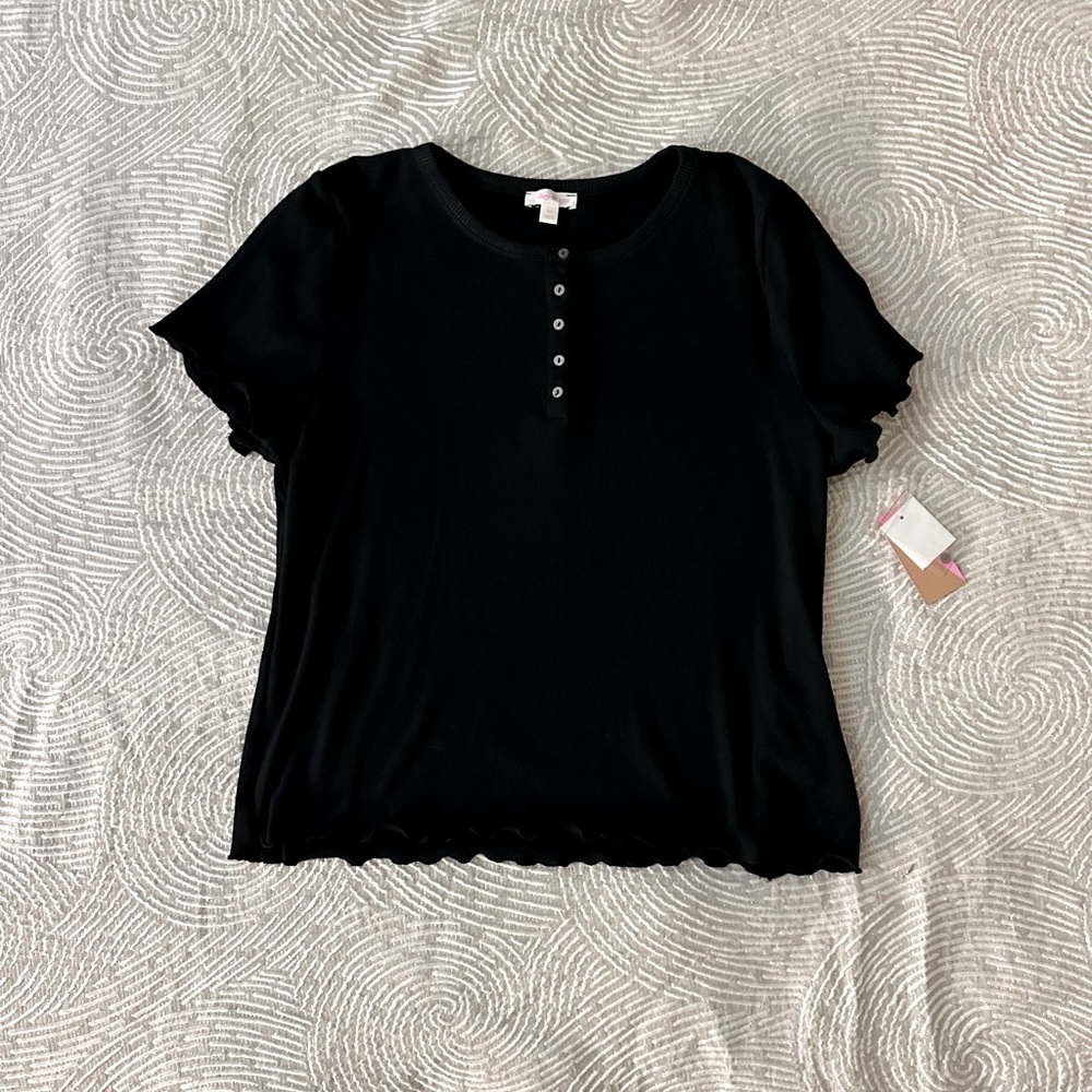 Riley & Rae, NWT, Women’s short sleeve, black, ribbed top